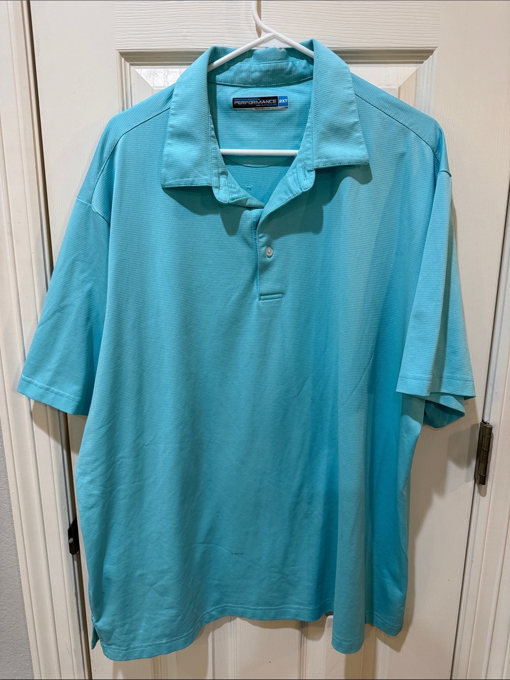 Roundtree & Yorke Men's Aqua Performance Polo